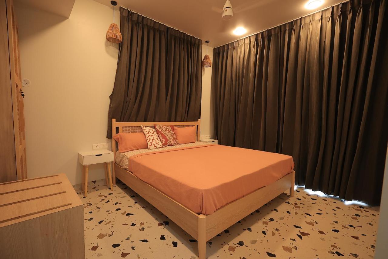 Villa Reverie - Ultra Modern Villa 200 Metres To Prestine Beach บีตาลบาติม ภายนอก รูปภาพ