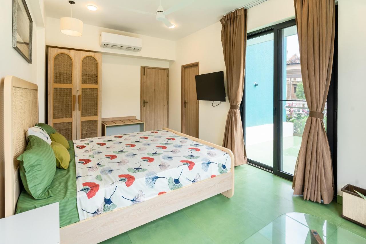 Villa Reverie - Ultra Modern Villa 200 Metres To Prestine Beach บีตาลบาติม ภายนอก รูปภาพ